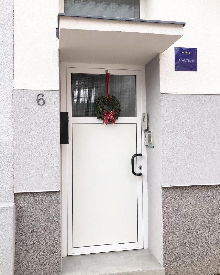 Apartman Bloom オシエク エクステリア 写真