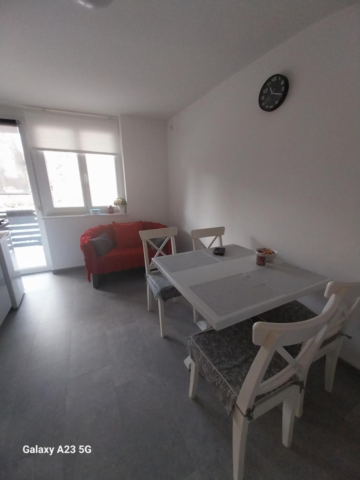 Apartman Bloom オシエク エクステリア 写真