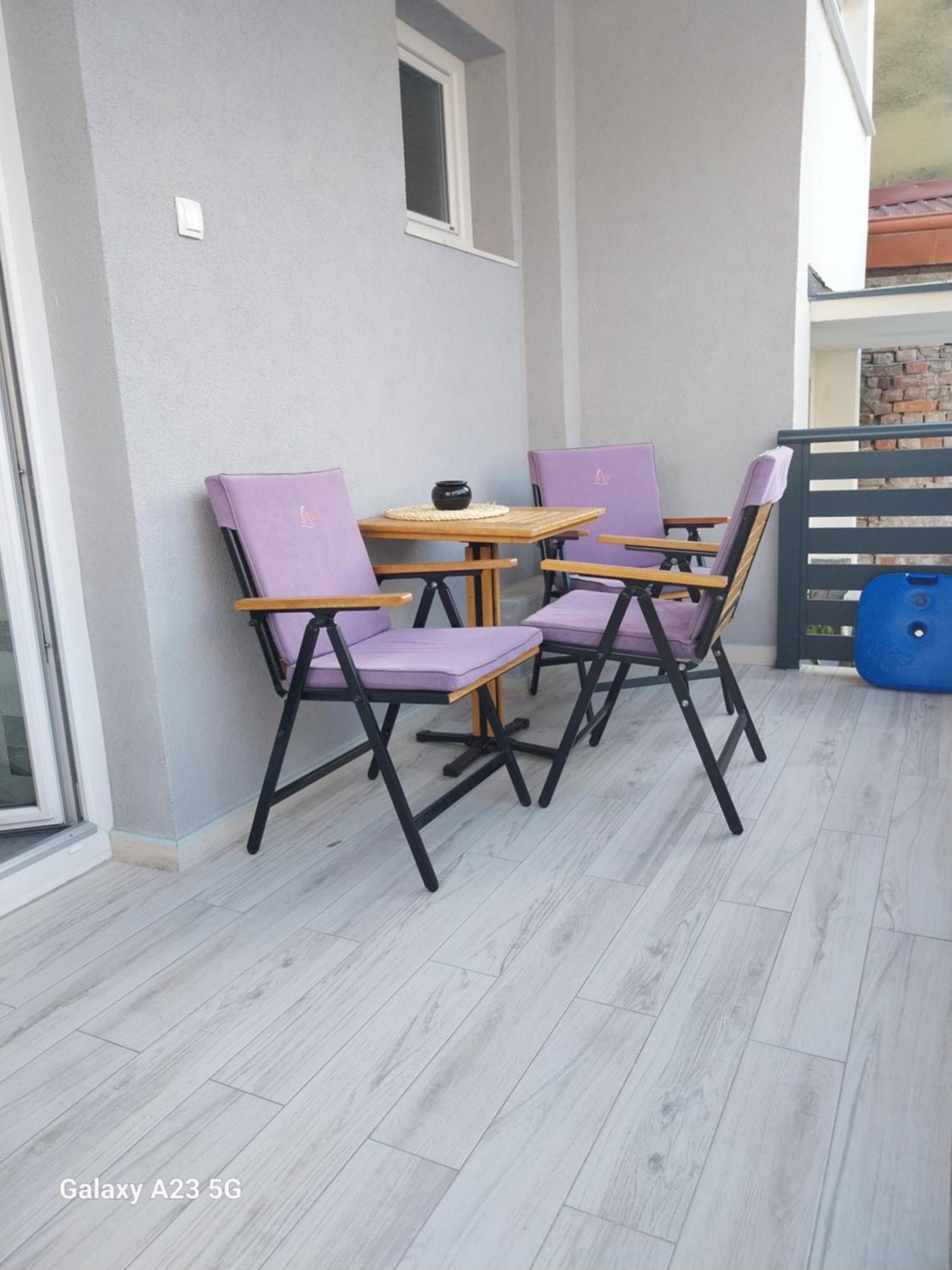 Apartman Bloom オシエク エクステリア 写真