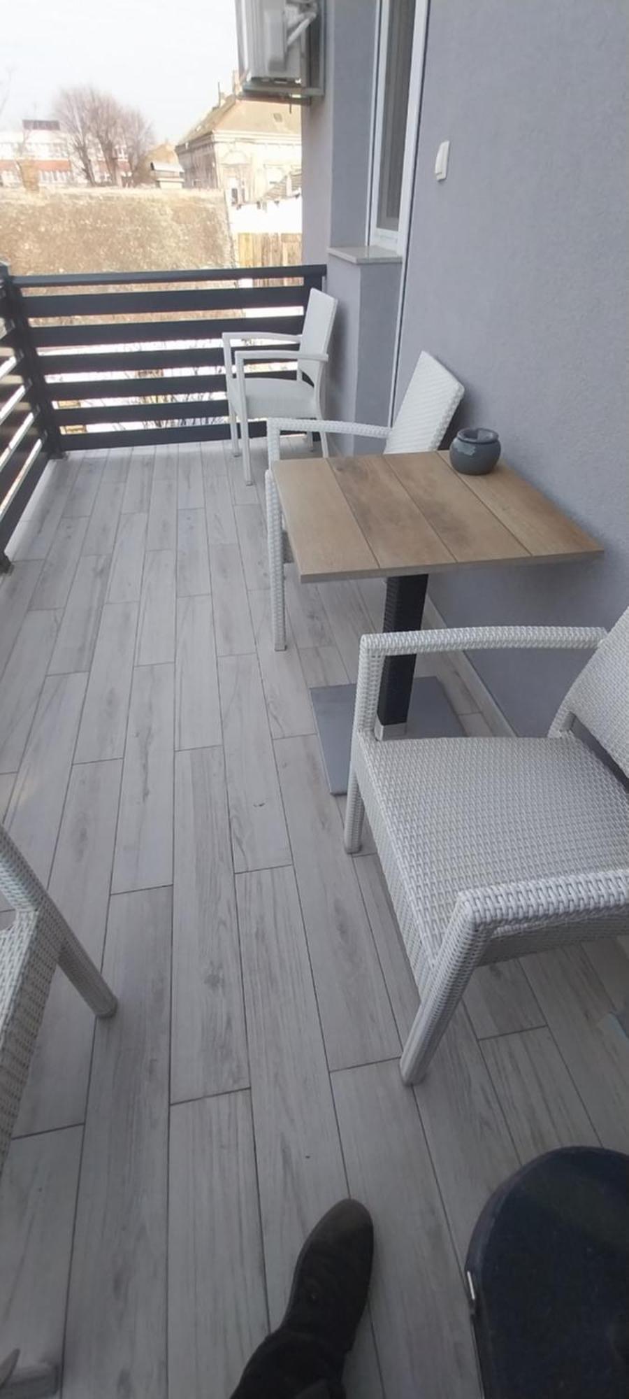 Apartman Bloom オシエク エクステリア 写真